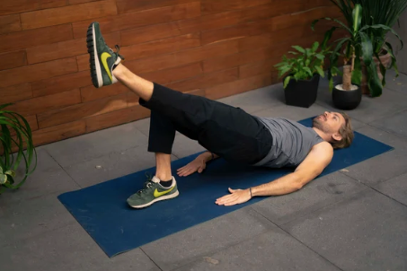 Fortalece tus glúteos: Ejercicios efectivos para conseguir unos glúteos fuertes y tonificados