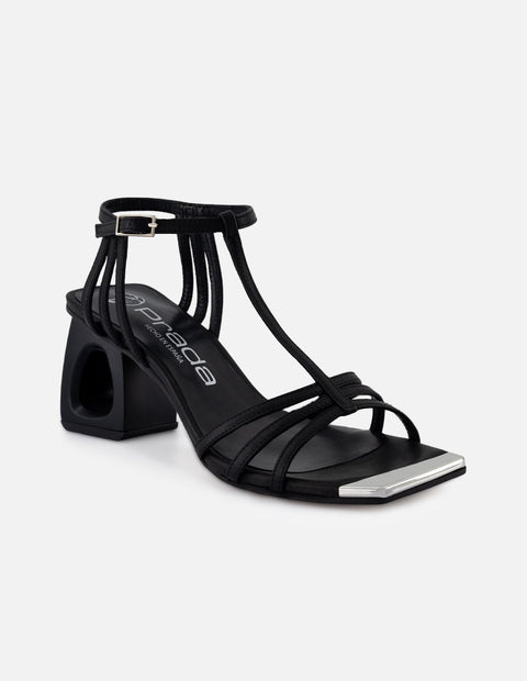 Sandalias de piel para mujer color negro con diseño de tiras