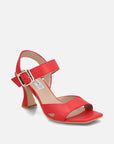 Sandalia en piel de tiras gruesas color rojo