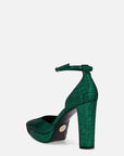 Zapatilla con pulsera en piel metalizada color verde para mujer