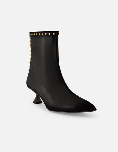 Botines negros piel de mujer adornos color dorado Pd