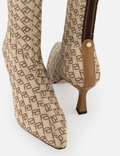 Botines color cuero lycra de mujer estampado Pd botón león