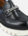 Mocasín con cadena en piel florantic color negro