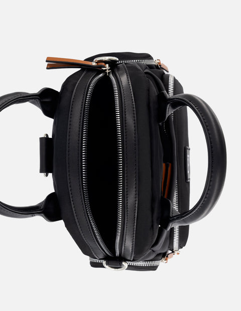 Maleta de nylon color negro para mujer con detalles en piel