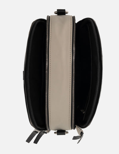 Bandolera gris en nylon para mujer con logo Pd y piel vegana