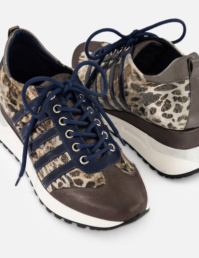 Tenis gris textil de mujer combinación de materiales