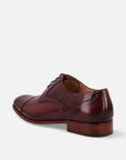 Blucher en piel con puntera color vino