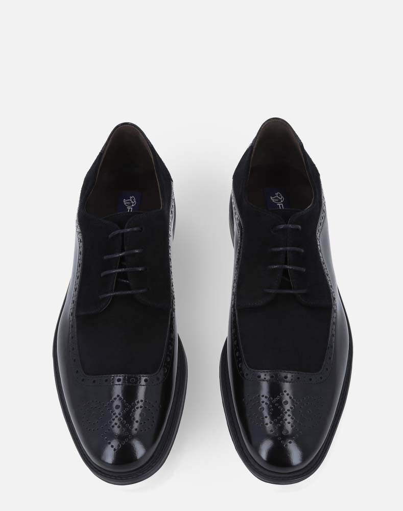 Zapato Bostoniano negro de ante para hombre