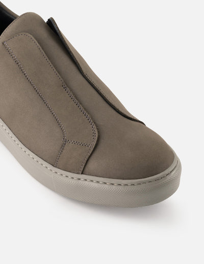 Tenis verde de nobuck para hombre sin cordones