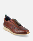 Tenis con picado en piel color caoba