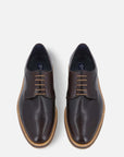 Zapato Blucher marrón con grabado Pd para hombre