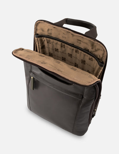 Mochila color caoba en piel