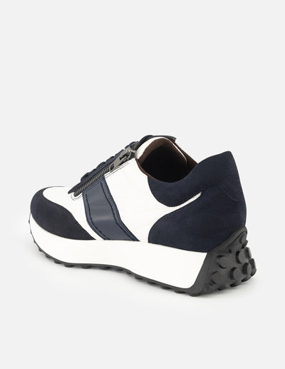 Tenis de lycra color blanco para mujer y detalle en color azul