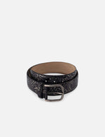 Cinturón en piel grabada tipo ornamentación en flora y fauna color negro con detalles en color plata para hombre