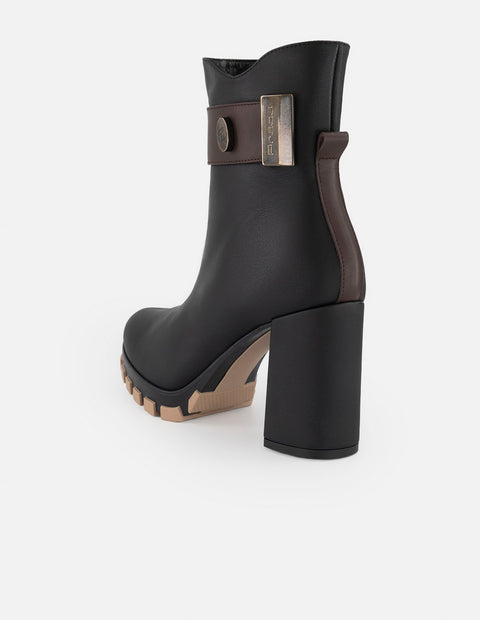 Botines negro piel para mujer con placa lateral