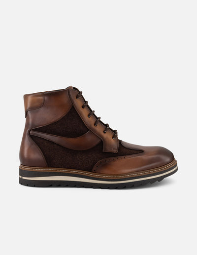 Botines color cafe piel para hombre con combinación de materiales