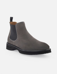 Botin Chelsea en ante color gris para hombre.