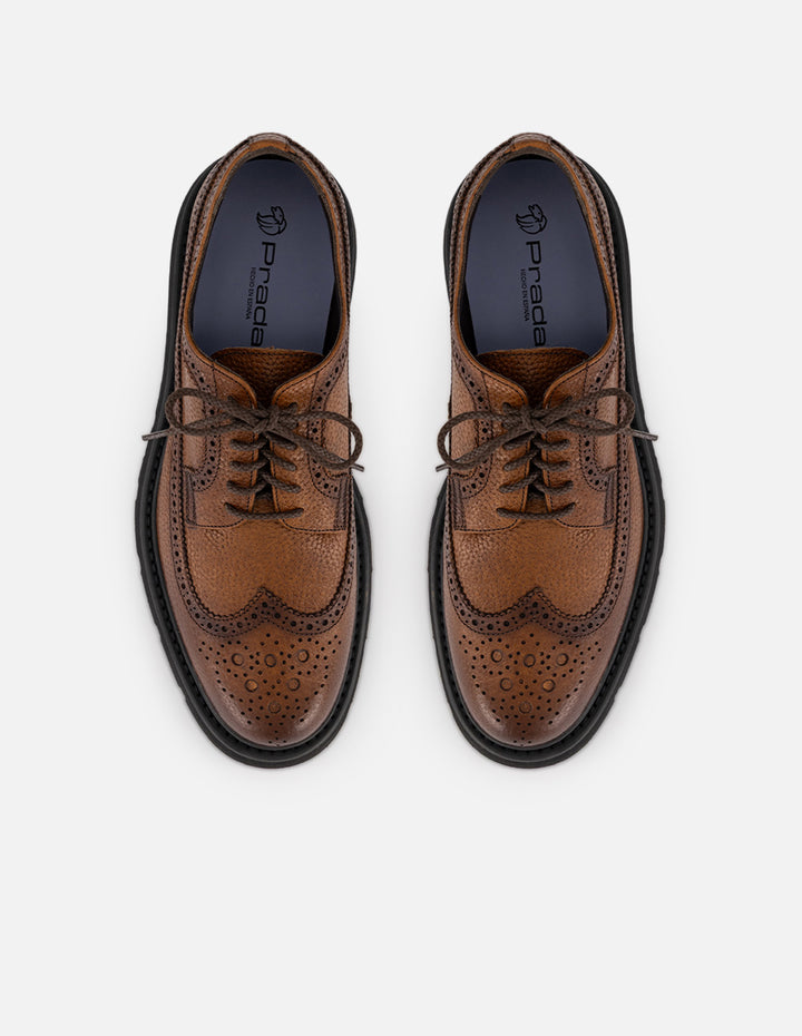 Zapato Blucher color cuero de piel para hombre con picado María