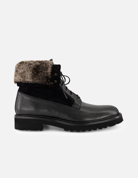 Botines negros para hombre con acabado tipo sherpa