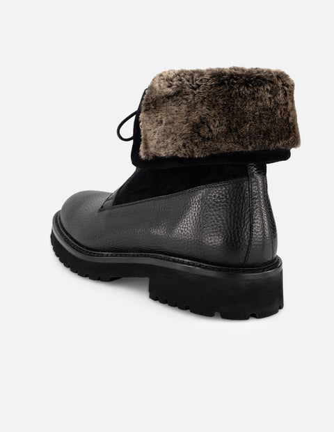 Botines negros para hombre con acabado tipo sherpa