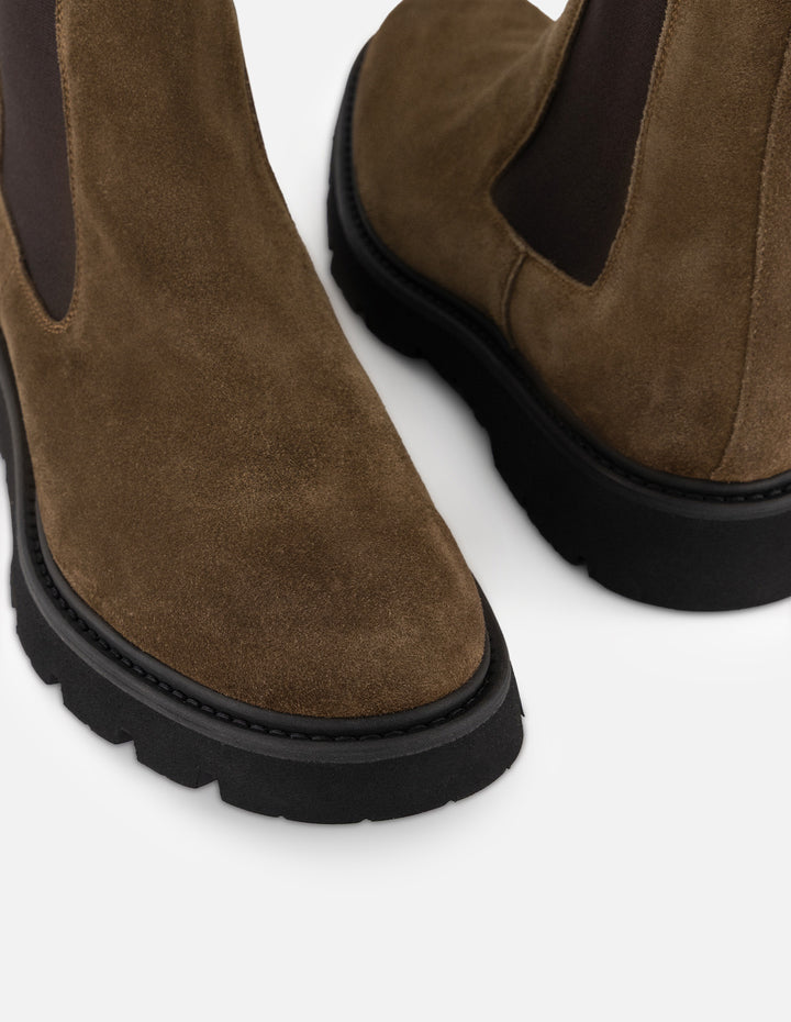 Botines Chelsea verdes de ante para hombre con elásticos en contraste