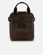 Bandolera café textil para hombre con logo al frente