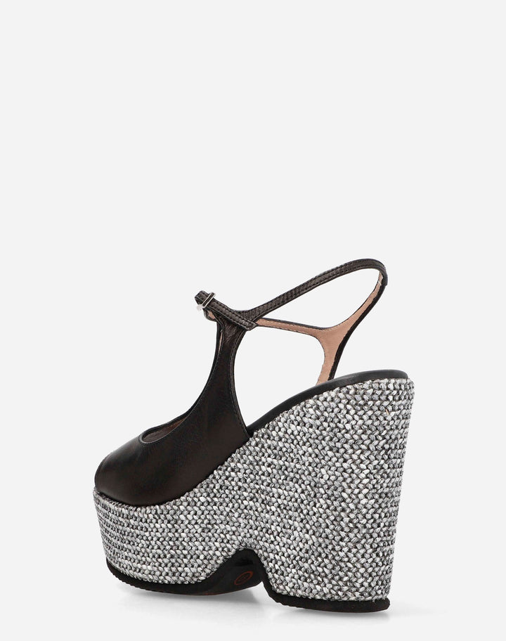 Sandalia tira T en piel y rafia color negro