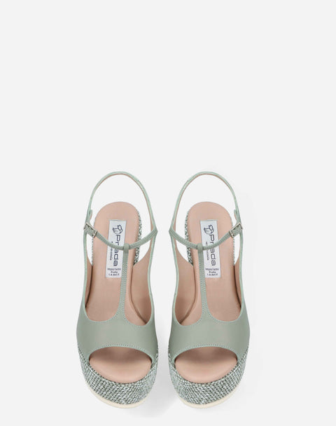 Sandalia tira T en piel y rafia color verde