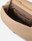 Bolso satchel en piel bombeada color cuero