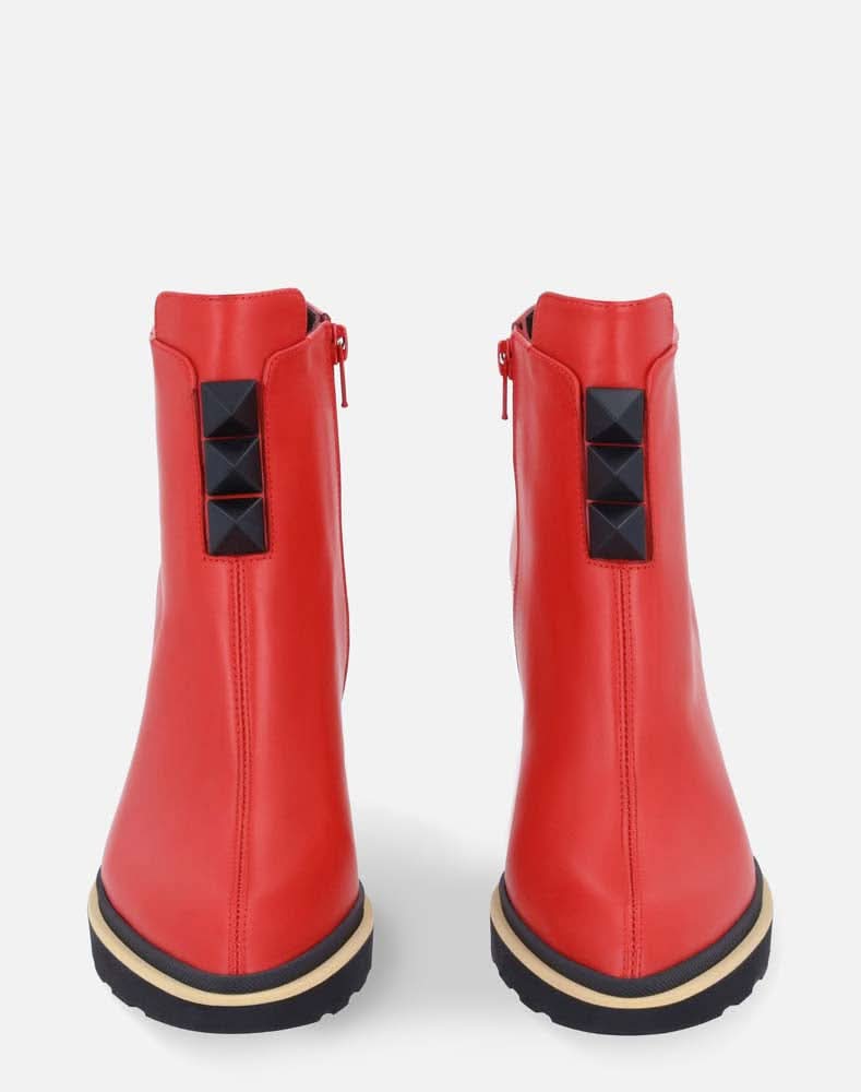 Botines Acolchados Detalle Cordones Mujer Bershka