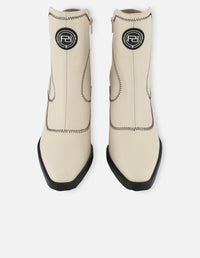 Botín casual de piel color blanco para mujer con detalle Pd