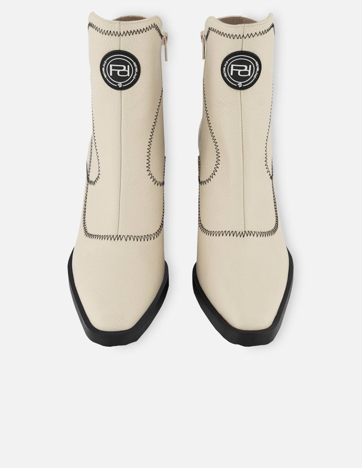 Botín casual de piel color blanco para mujer con detalle Pd