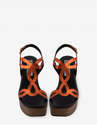 Sandalia en piel metalizada color naranja para mujer