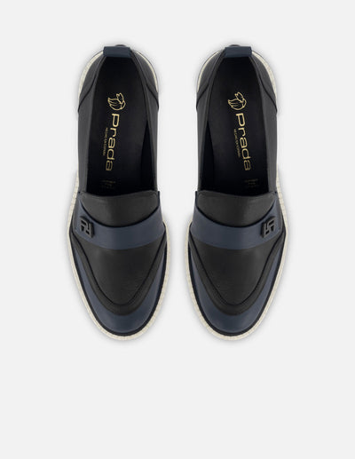 Mocasín de piel color azul para mujer con detalle Pd