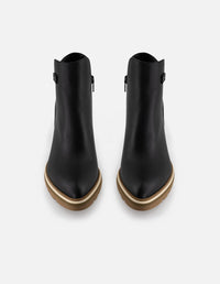 Botín de piel napa color negro para mujer con charms