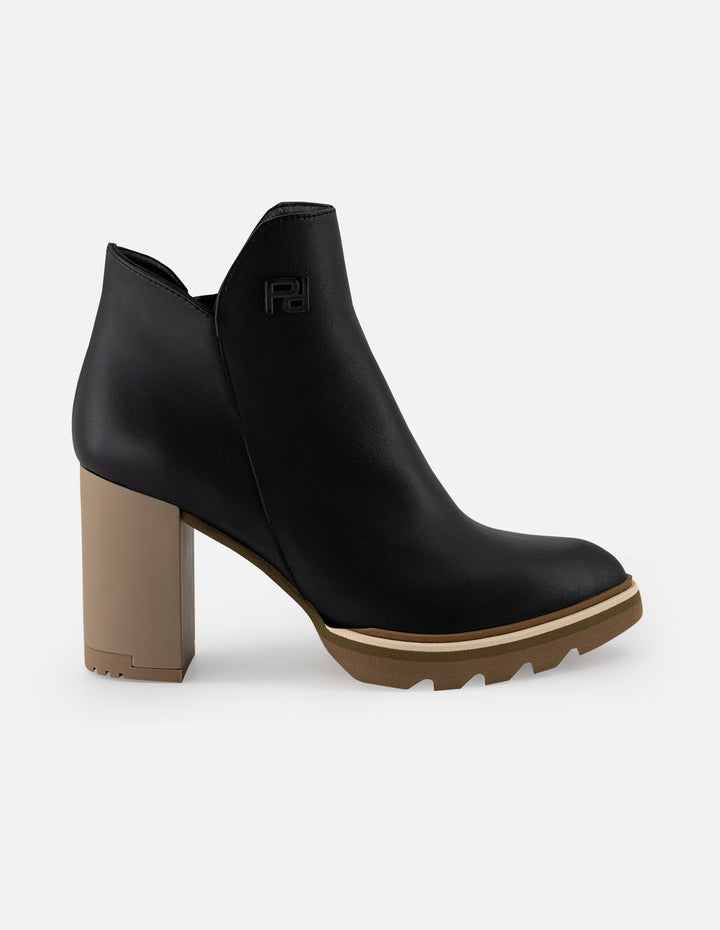 Botín de piel napa color negro para mujer con charms