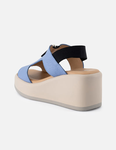 Sandalias de piel para mujer color azul con cierre decoratico
