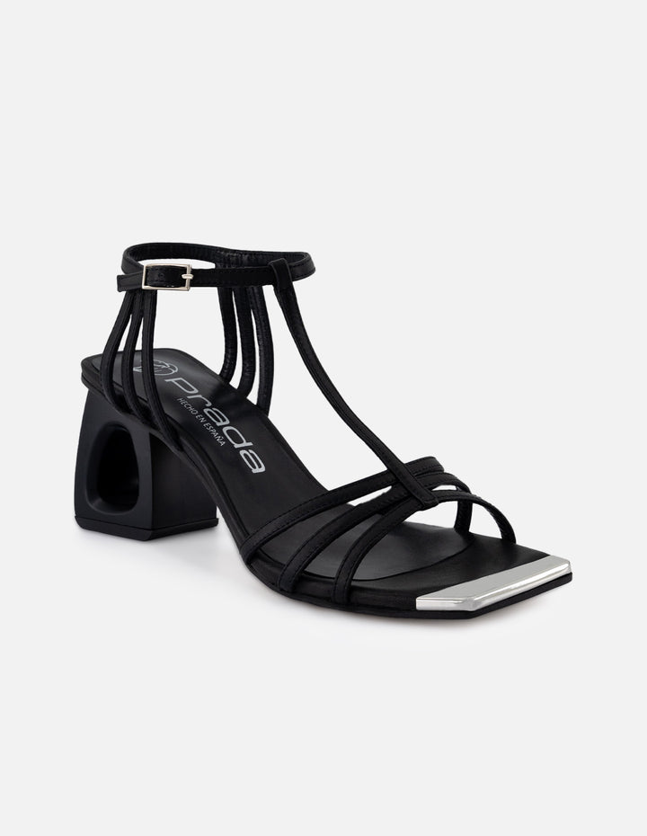 Sandalias de piel para mujer color negro con diseño de tiras
