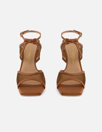 Sandalias de rejilla para mujer color cuero con detalles piel