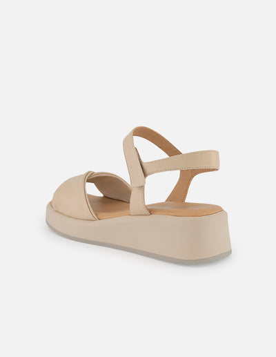 Sandalias blancas en piel para mujer con plantilla ultra cómoda