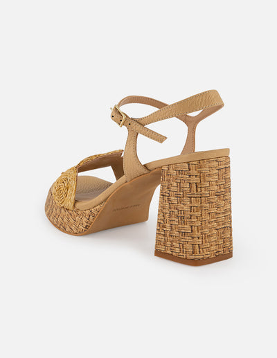 Sandalias beige en rafia para mujer con plataforma tipo canasta