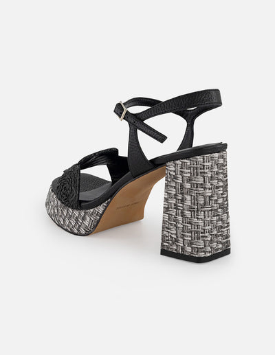 Sandalias negras en rafia para mujer con plataforma y grabado tipo canasta
