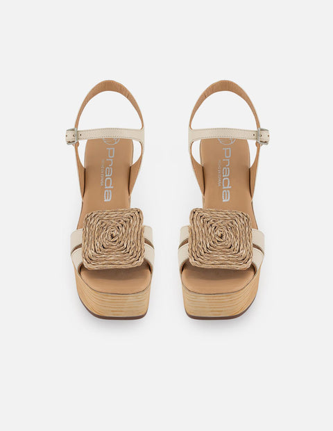 Sandalias beige en piel para mujer con adorno en yute