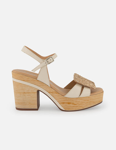 Sandalias beige en piel para mujer con adorno en yute