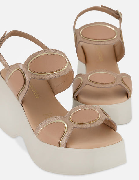 Sandalias nude piel para mujer con tiras geométricas