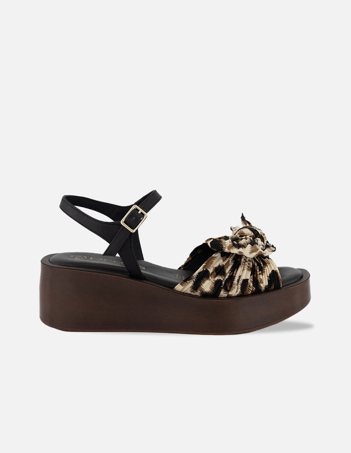 Sandalias animal print piel textil para mujer con pliegues