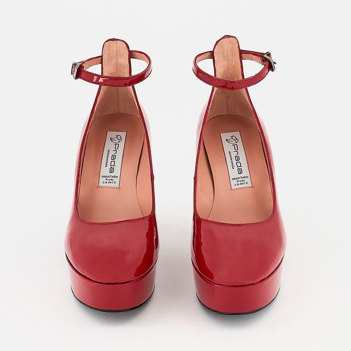 Zapatilla Alta Mary Jane en Charol con Plataforma