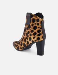 Botín de textil estampado animal print para mujer con detalles de piel