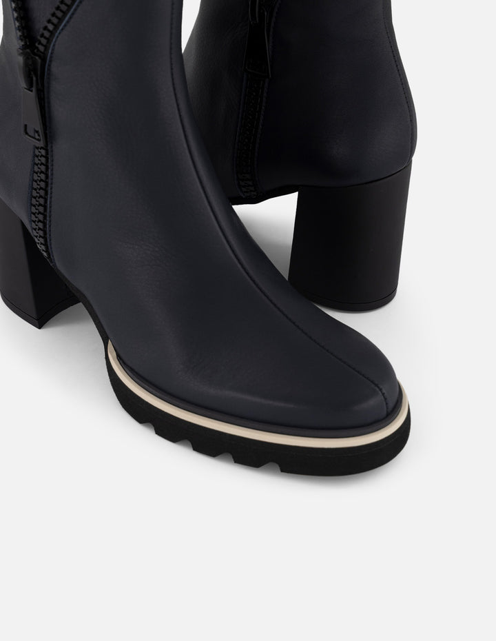 Botines azul piel para mujer cierre decorativo