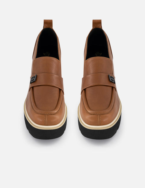 Mocasines color cuero piel para mujer suela ligera